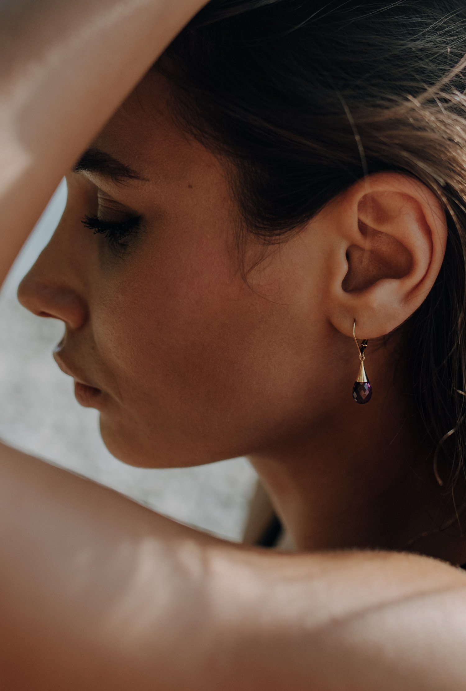 Boucles d'oreilles Shiva améthyste dormeuse or jaune 750 millièmes – Image 2